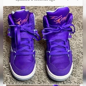 Nike Flight 45 Jordan's youth